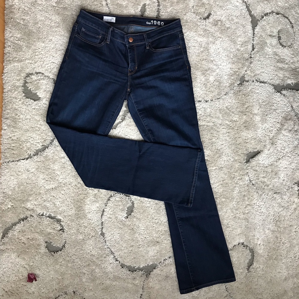 Gap 1969 dark wash sexy boot jean 30r